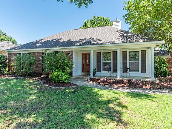 2nd image of 108 Bellwood Dr