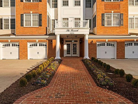 2nd image of 15221 Royal Crest Dr APT 203