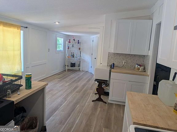 5th image of 111 Westbrook Rd