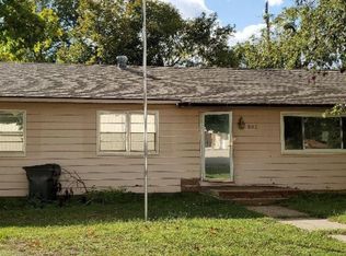 302 Depot St, Oswego, KS 67356