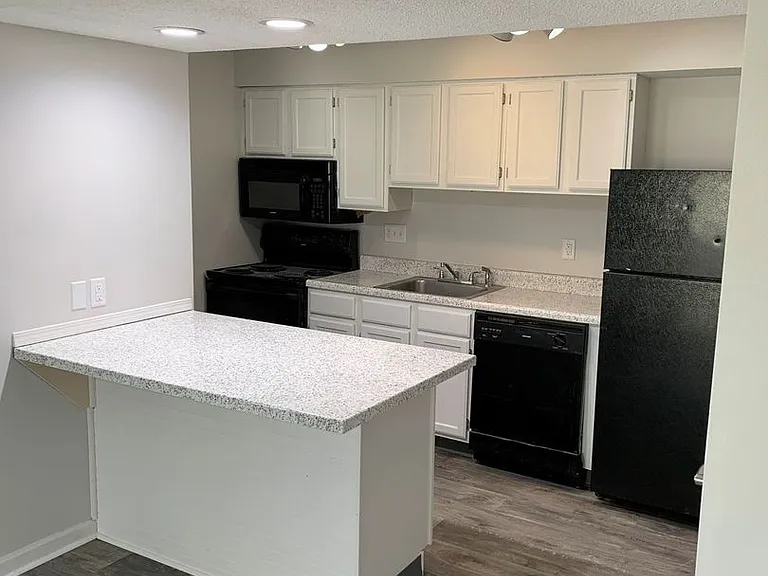 The Vibe at 8035 Apartments — Photo 70