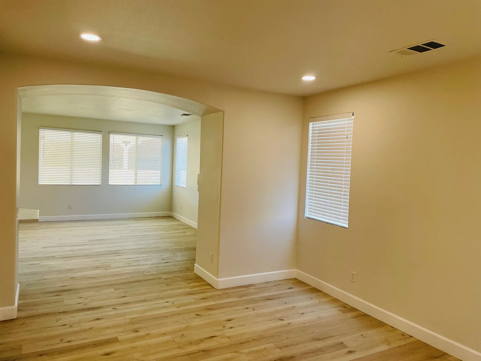 3624 Springridge Way — Photo 4