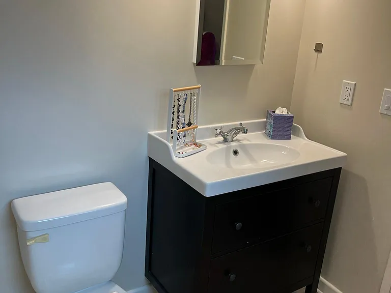 Contemporary bathroom