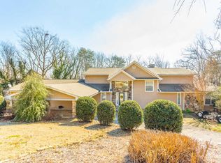 5300 Inlet View Ln, Hixson, TN 37343