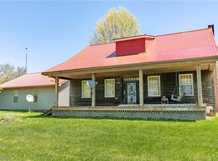 9228 Briar Rd NW, Magnolia, OH 44643