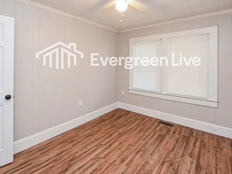 400 Westover Ave — Photo 8