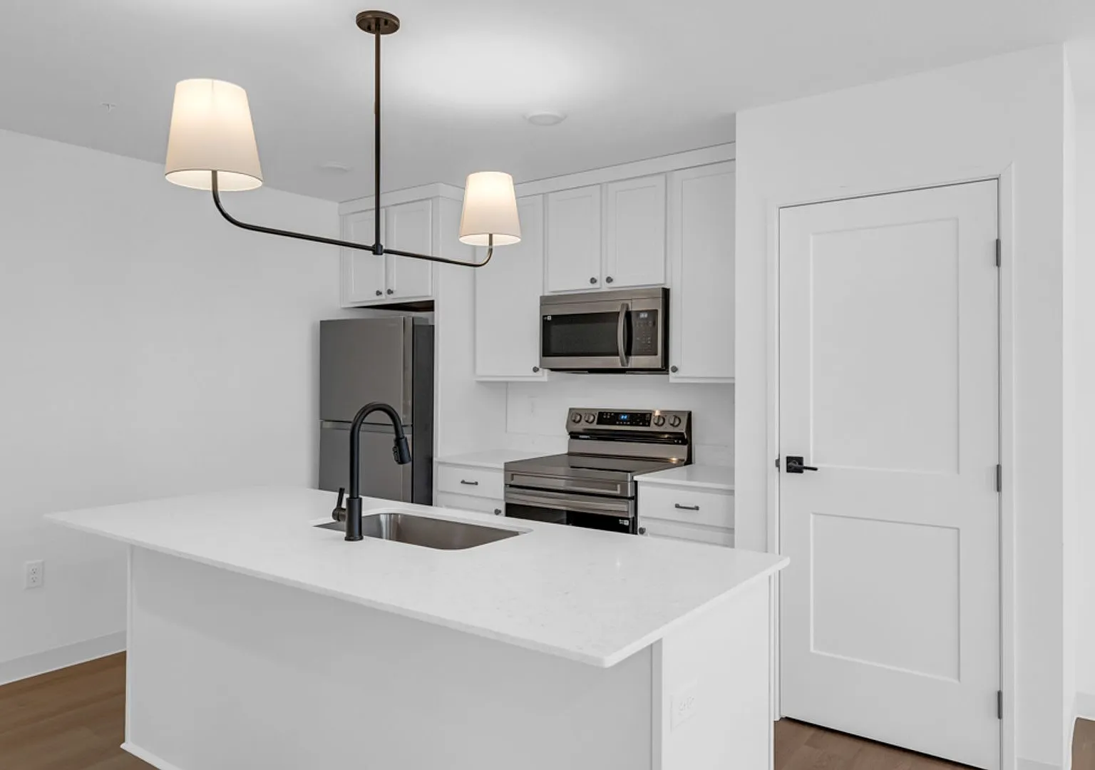 Launch Townhomes — Photo 4