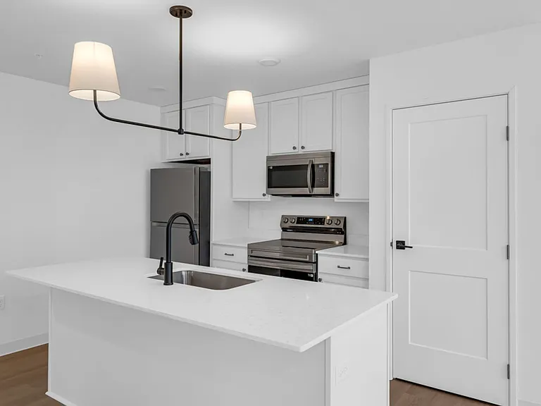 Launch Townhomes — Photo 4