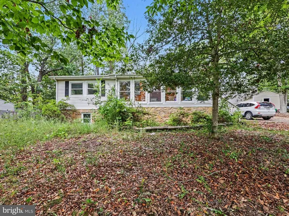 211 Midshipman Cir, Stafford, VA 22554