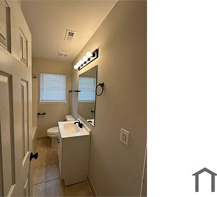 1533 N Avalon Cir #B — Photo 8