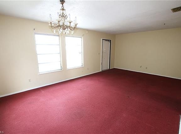 5th image of 63 Tangerine Ct