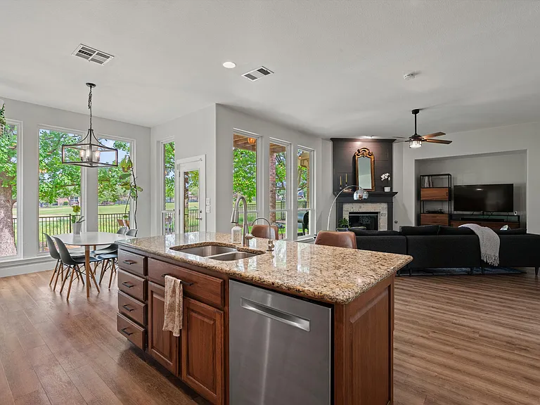 1308 Hillridge Dr #1308 — Photo 7