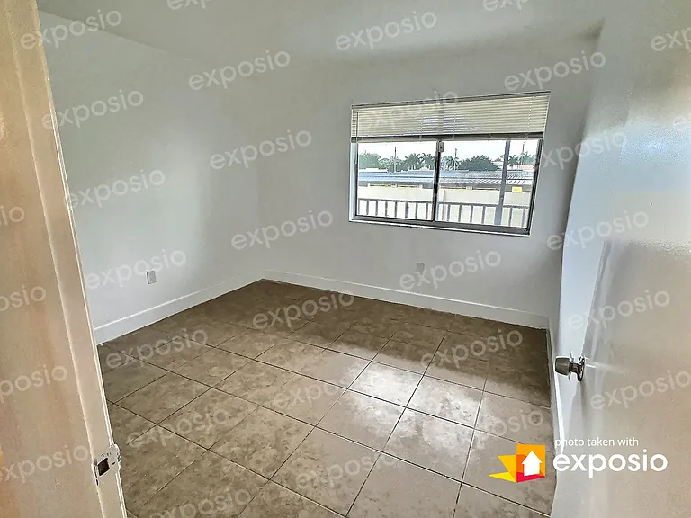 2070 Braman Ave #14 — Photo 4