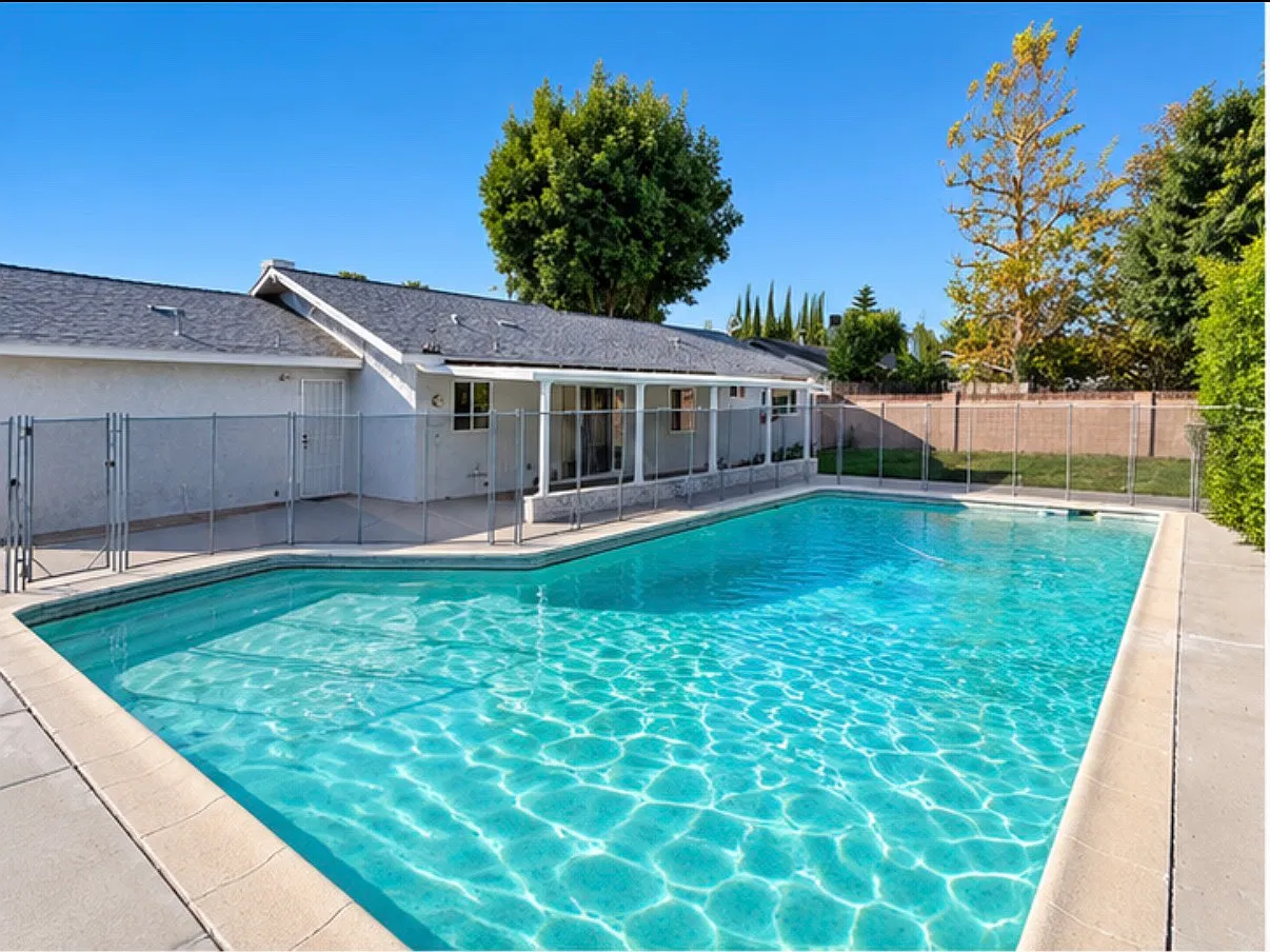 4 bed, 1463 sqft, $4,350 — Photo 1
