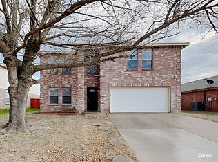 6054 Susanna Dr, Grand Prairie, TX 75052