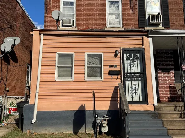1119 Chestnut St, Collingdale, PA 19023