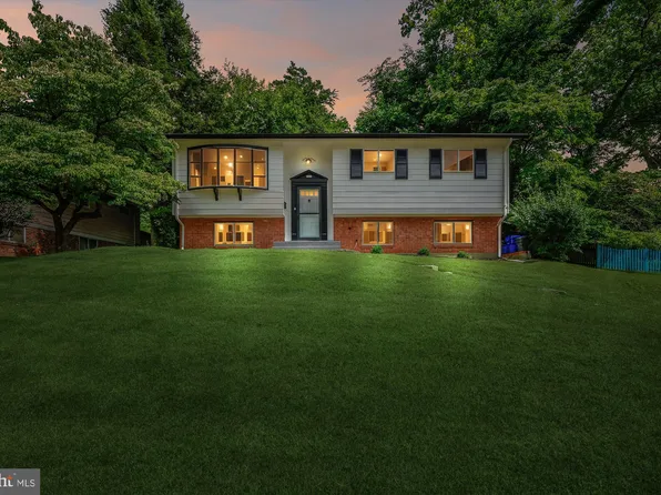 13419 Bartlett St, Rockville, MD 20853