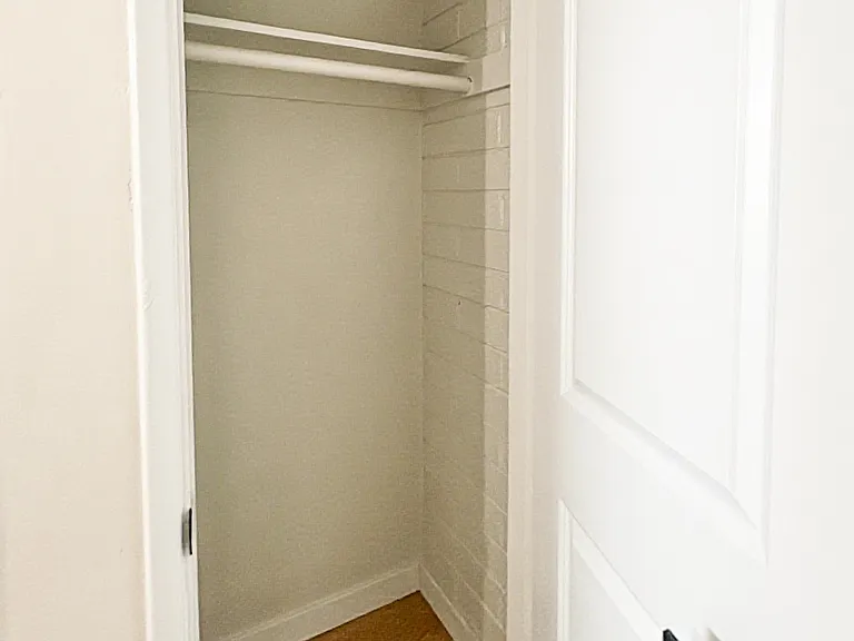 25 E Eva St #5 — Photo 3