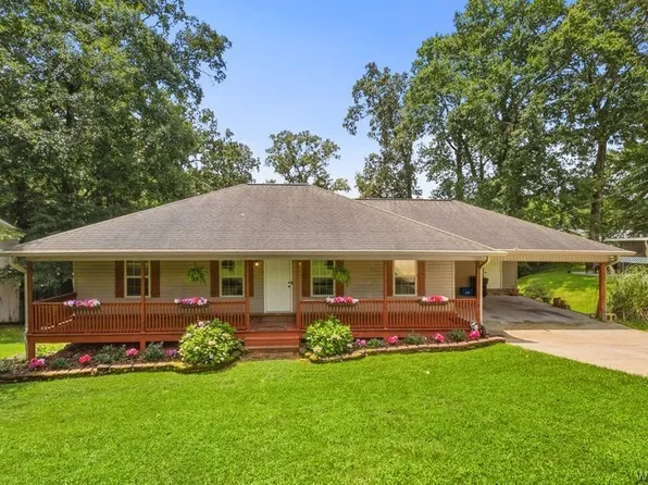 1929 Idlewood Dr, Tuscaloosa, AL 35405