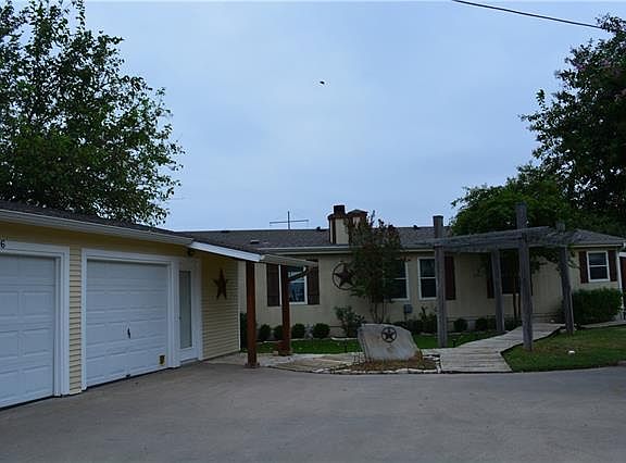 2nd image of 4036 Lands End Ct