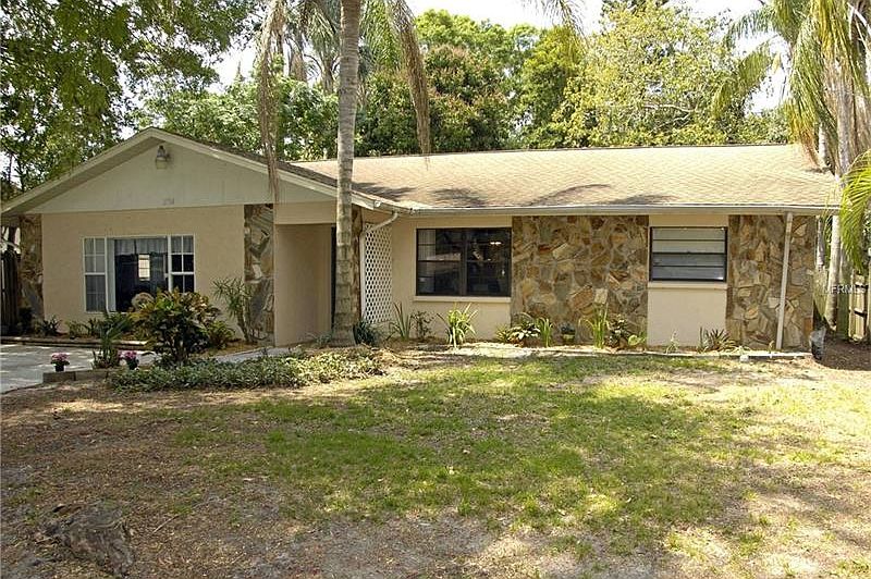 1st image of 2716 Teal Ave