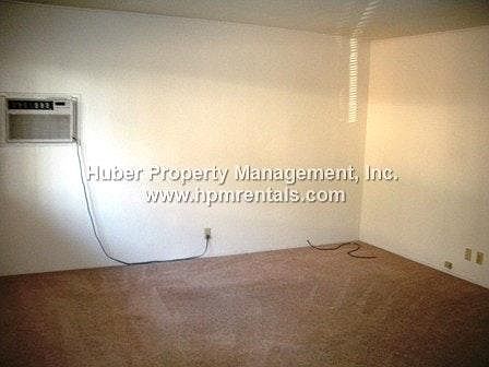 3rd image of 121 Pleasant Ave