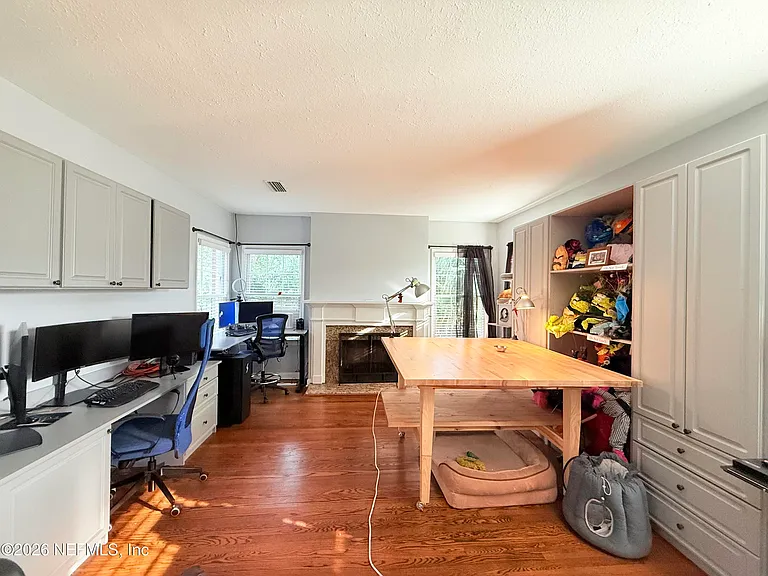 2512 Hendricks Ave — Photo 14