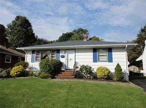 1st image of 31 Quaid Ave