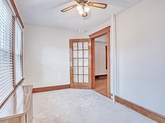 Opens to very bright Den