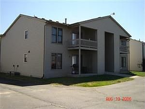 2nd image of 5742 Ryewyck Dr APT 1