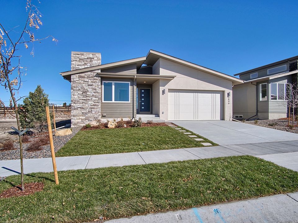 Modern Farnsworth Photo representing home to be built and may demonstrate optional features