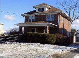 35 S 10th St, Quakertown, PA 18951