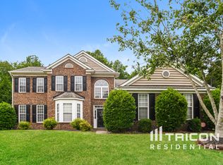 6611 Walton Hall Ct, Waxhaw, NC 28173