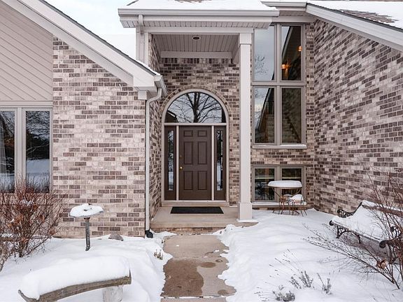 2nd image of 9091 Yorkshire Dr