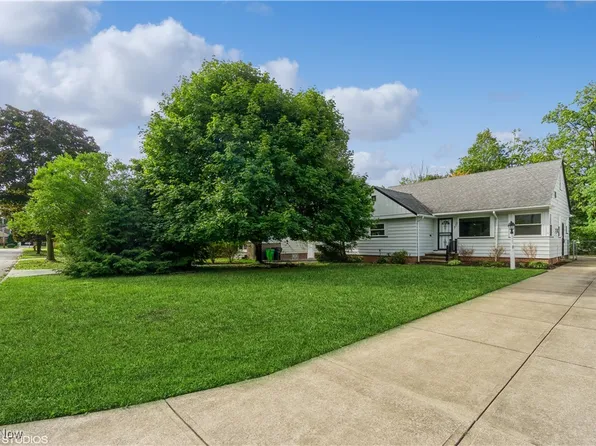330 E 276th St, Euclid, OH 44132