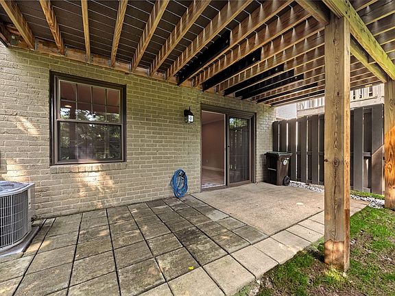 5th image of 254 Rainprint Ln