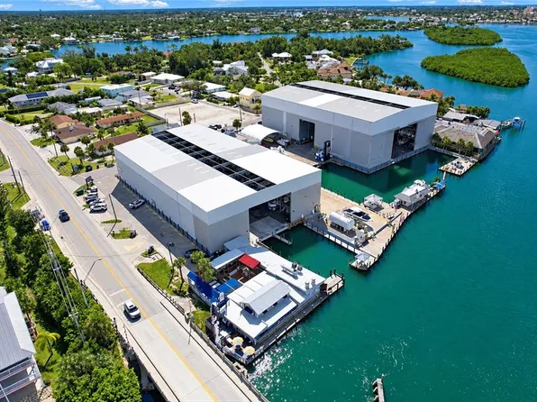 100 CIRCUIT ROAD #N60, NOKOMIS, FL 34275