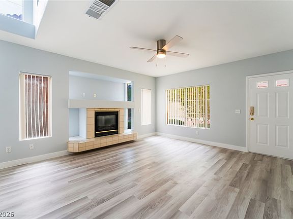 4th image of 8813 Hampton Green Ave