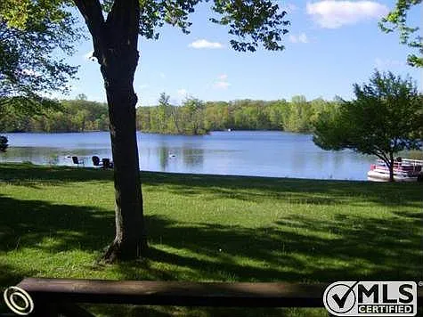11300 Patricia Ln photo 1