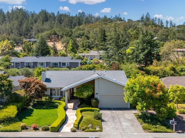 7310 Oakmont Drive, Santa Rosa, CA 95409