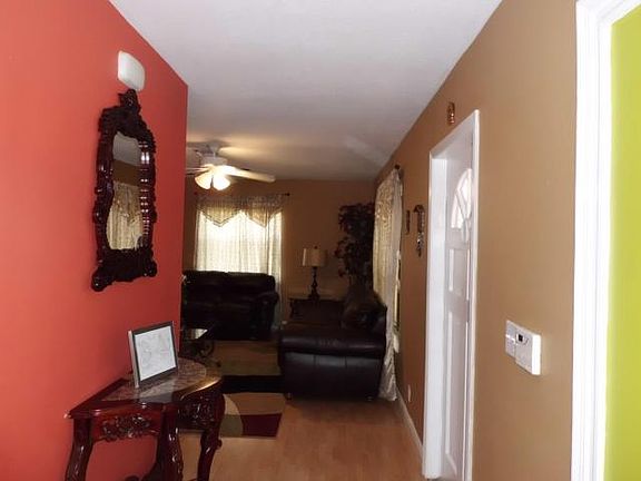 3rd image of 3210 Caribb Way