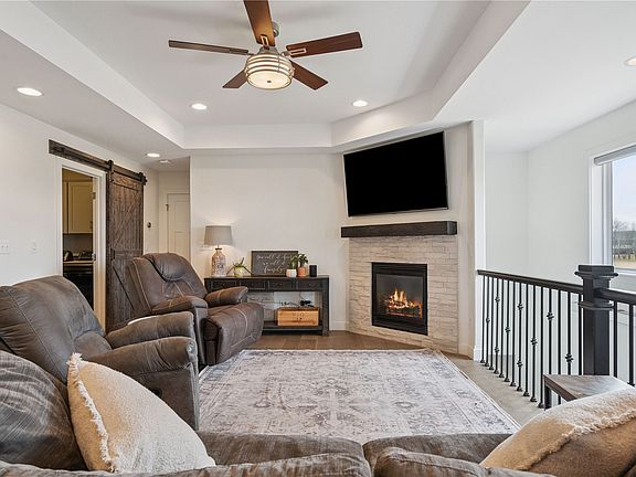 4th image of 5946 Rock Ridge Dr