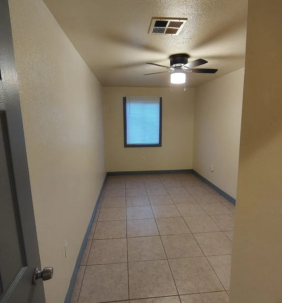 2 bed, 800 sqft, $1,650 — Photo 4