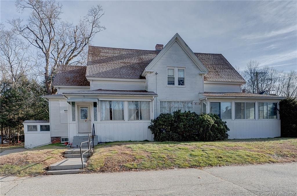 24 Hawkins St, Danielson, CT 06239 Zillow