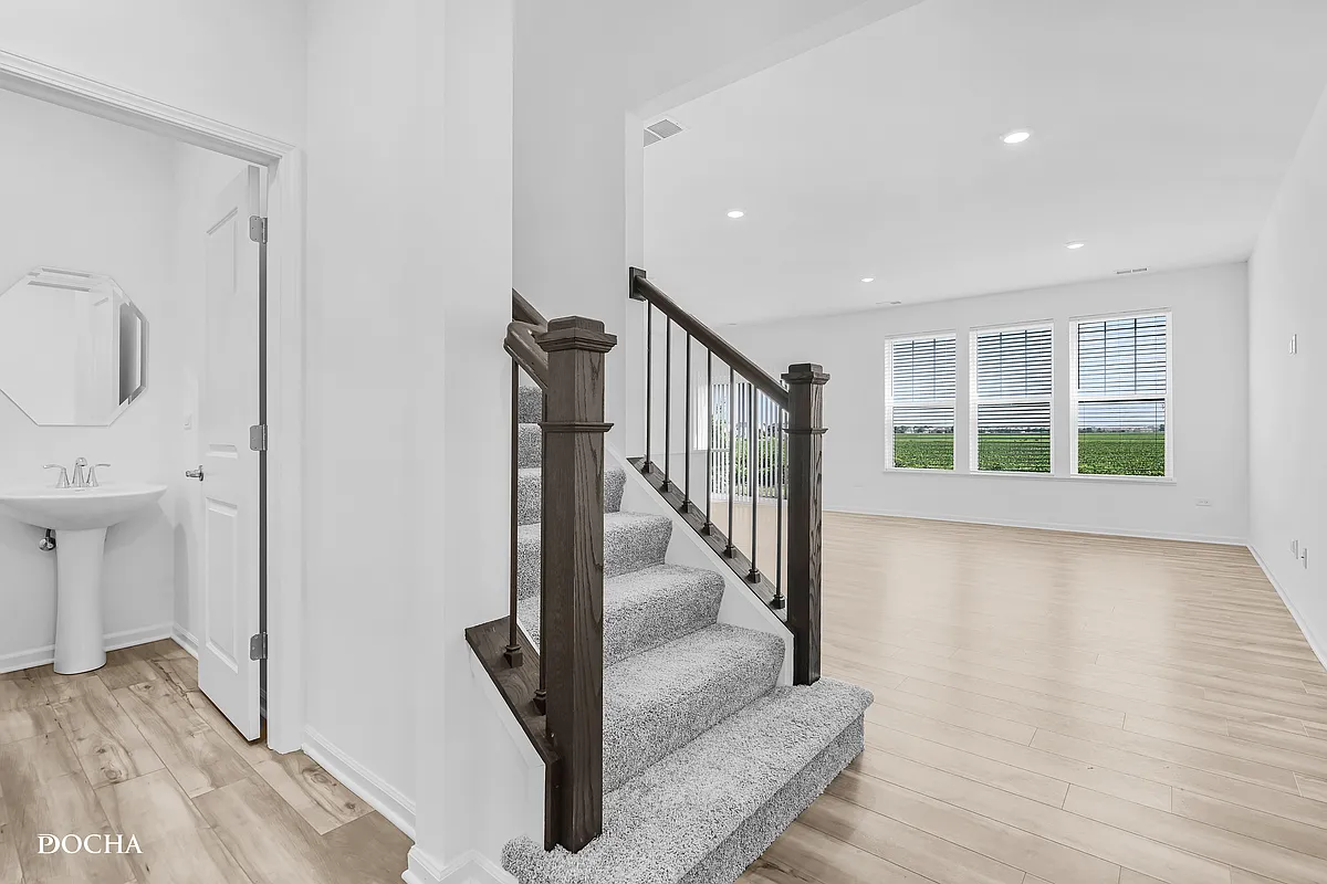 Building Photo - 25639 W Yorkshire Dr