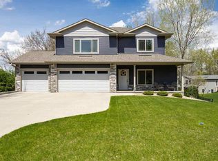 4160 Rohret Rd, Iowa City, IA 52246