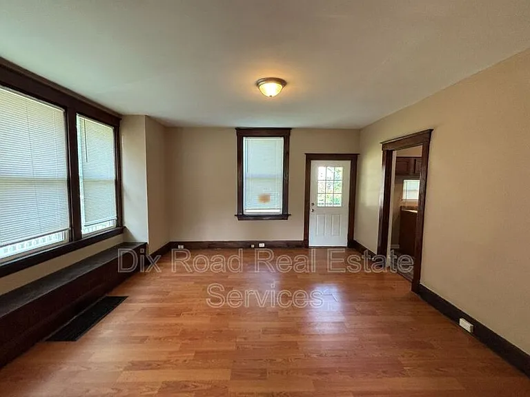 11169 Maple St — Photo 10