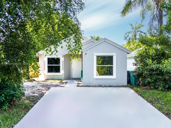 990 SW 8th Pl, Florida City, FL 33034