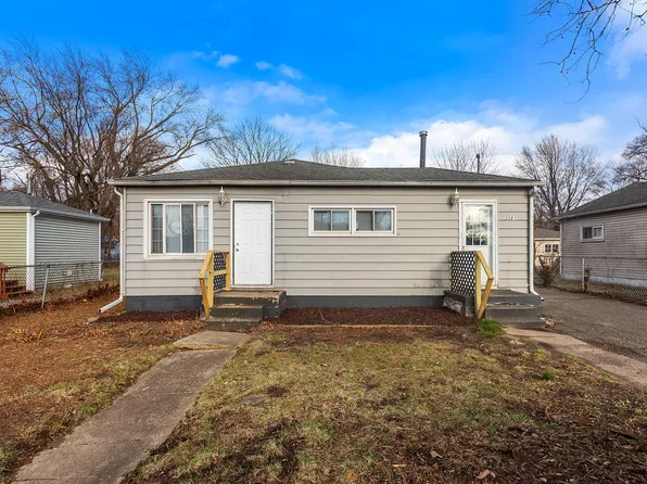 3381 Texas St, Lake Station, IN 46405