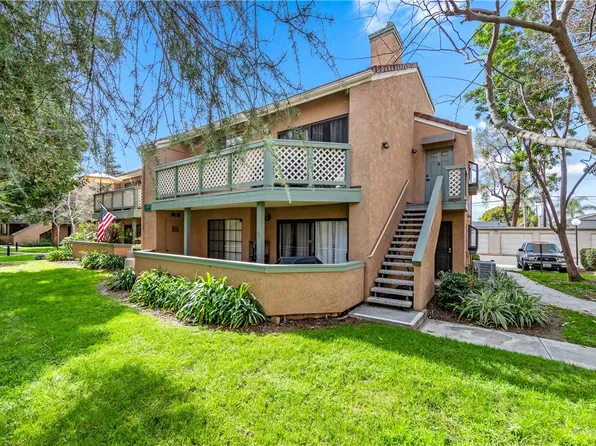3573 W Greentree Cir Unit C, Anaheim, CA 92804